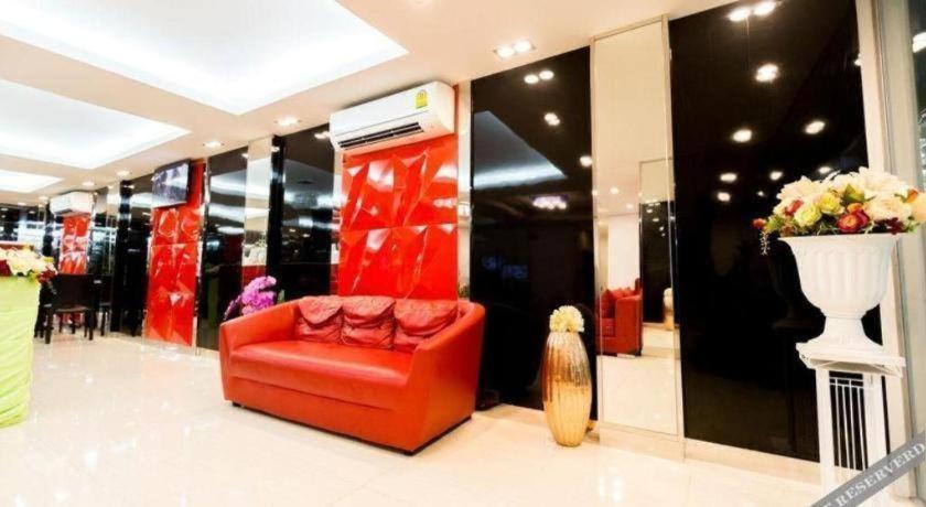 Euro Luxury Pavillion Pratunam Бангкок Екстер'єр фото
